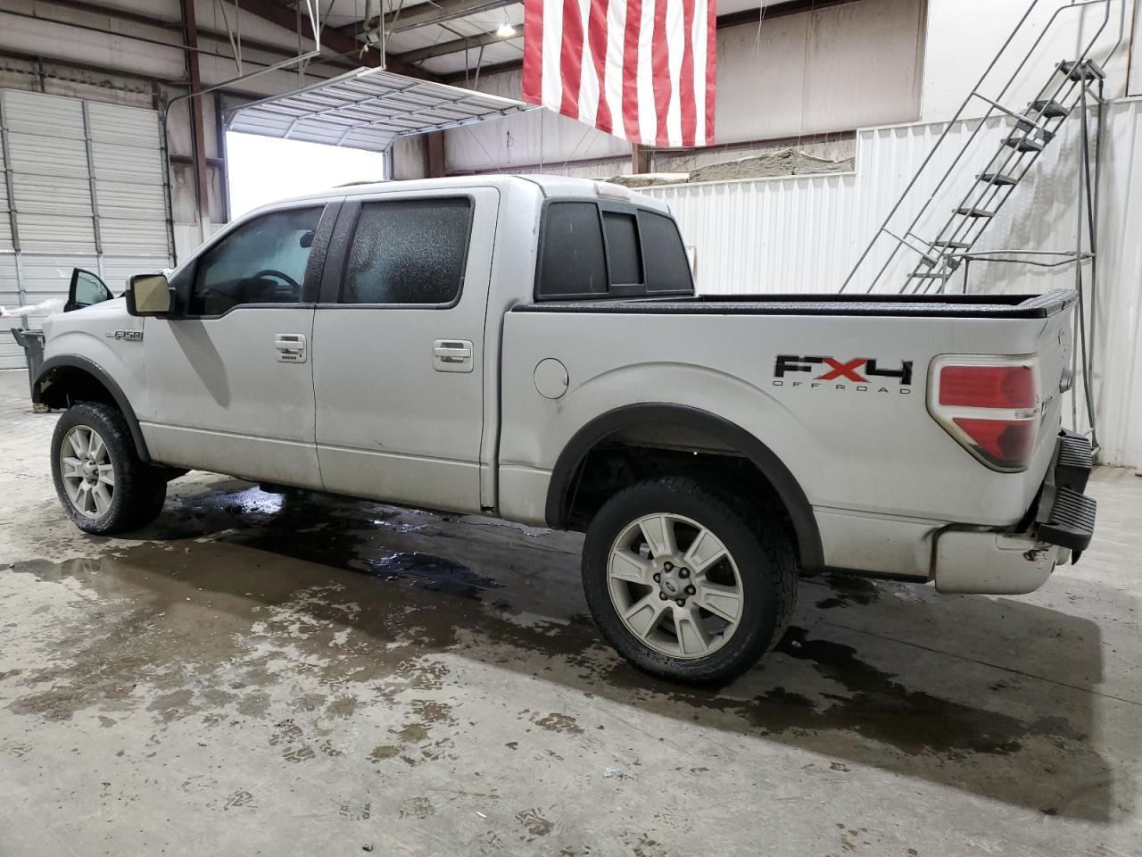 2010 Ford F-150 - Image 2