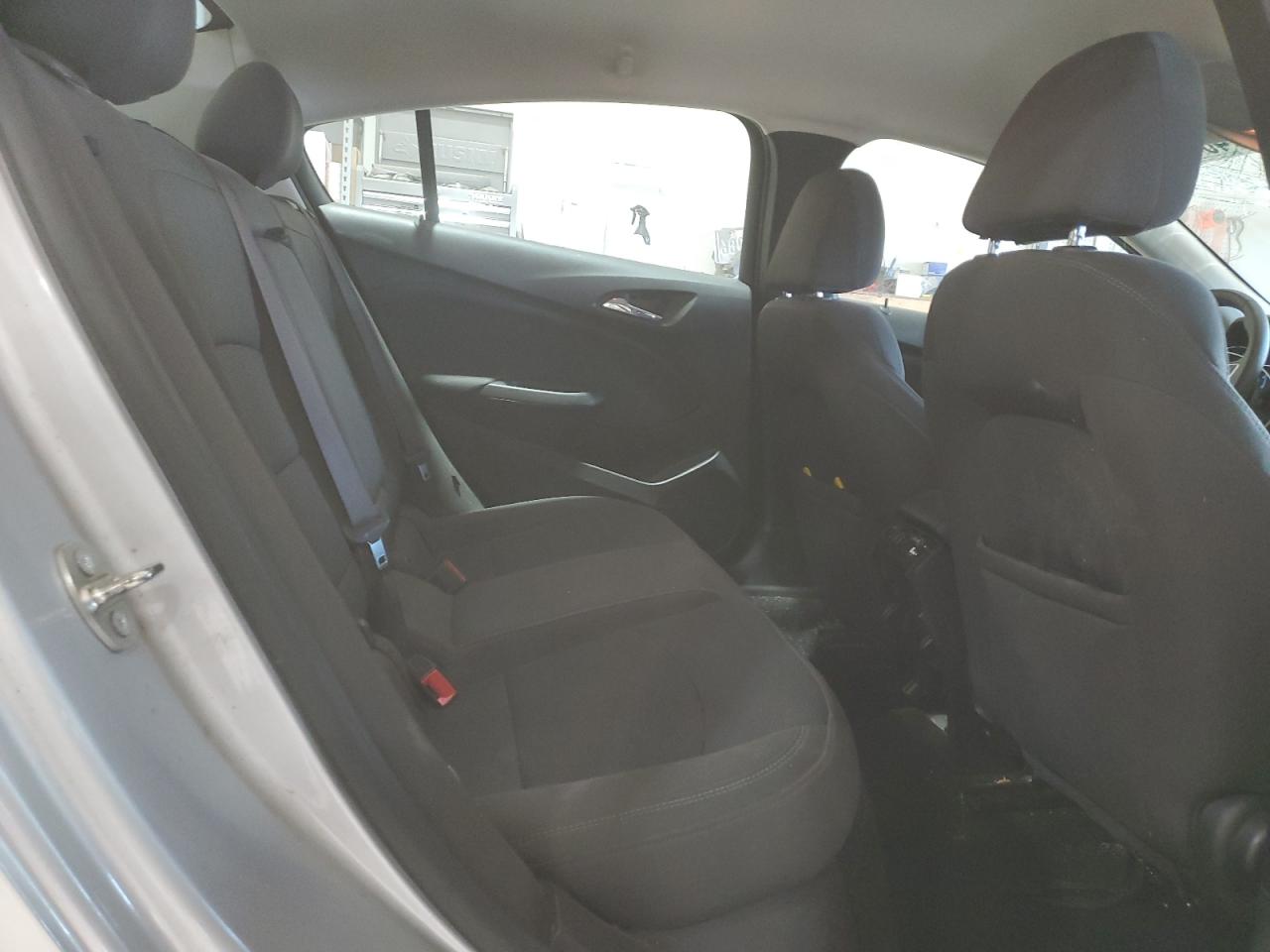 2016 Chevrolet Cruze - Image 10