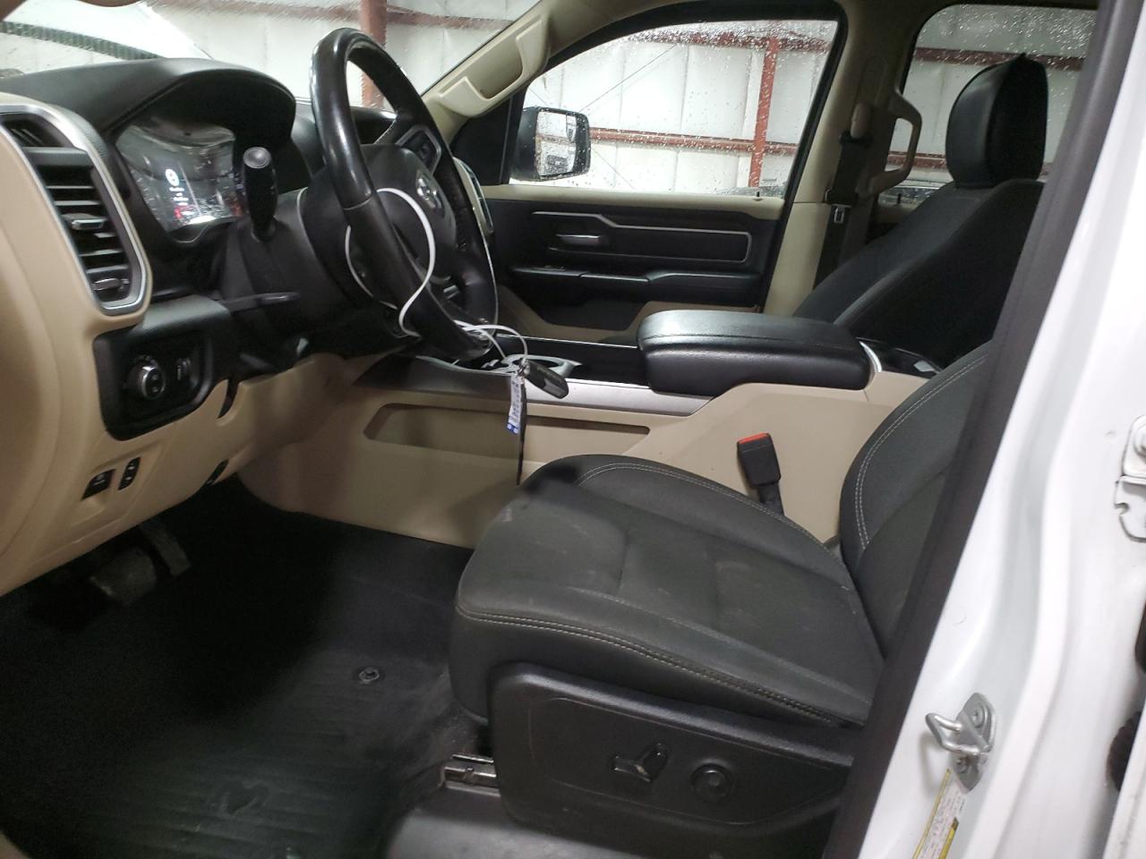 2020 RAM 1500 - Image 7