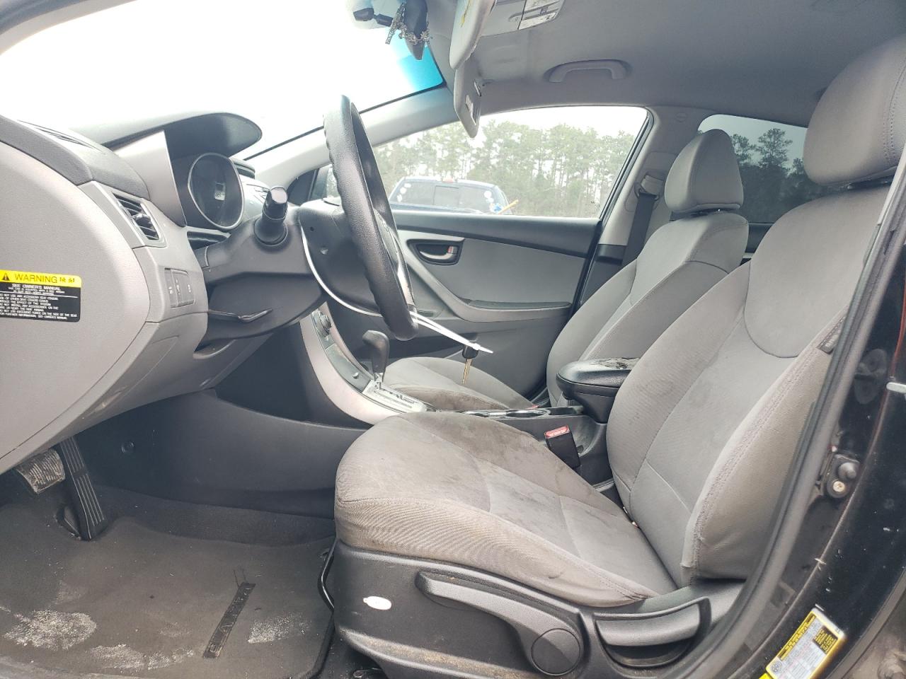 2012 Hyundai Elantra - Image 7
