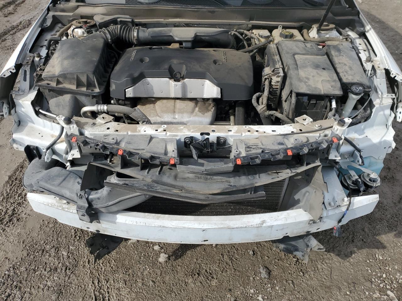 2015 Chevrolet Impala - Image 11