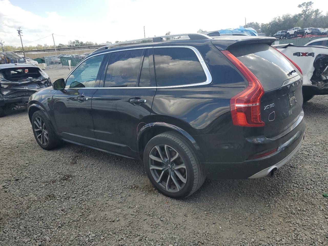 2019 Volvo XC90 - Image 2