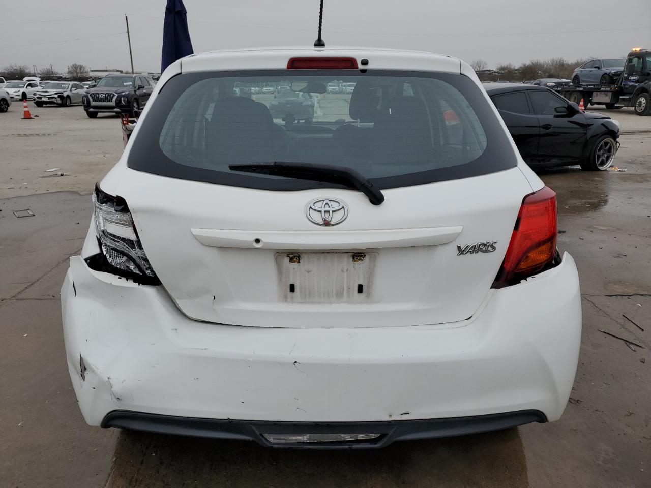 2016 Toyota Yaris - Image 6