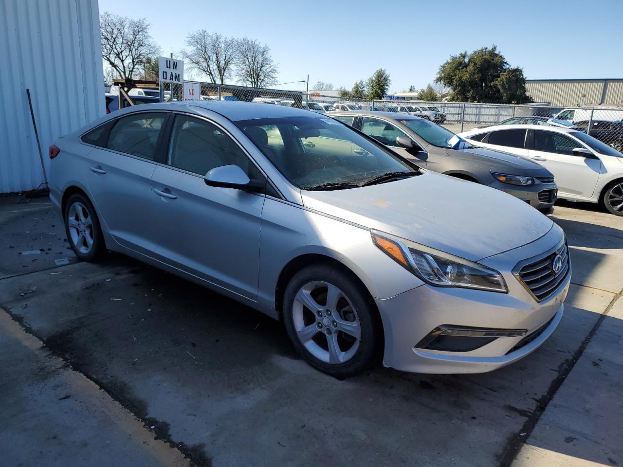 2015 Hyundai Sonata - Image 4