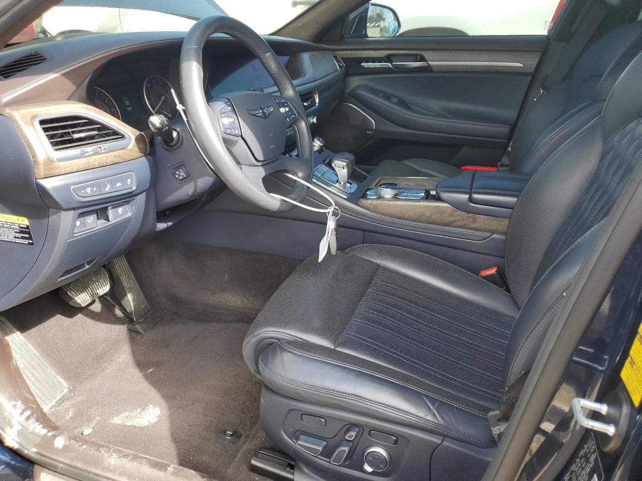 2020 Genesis G90 - Image 7