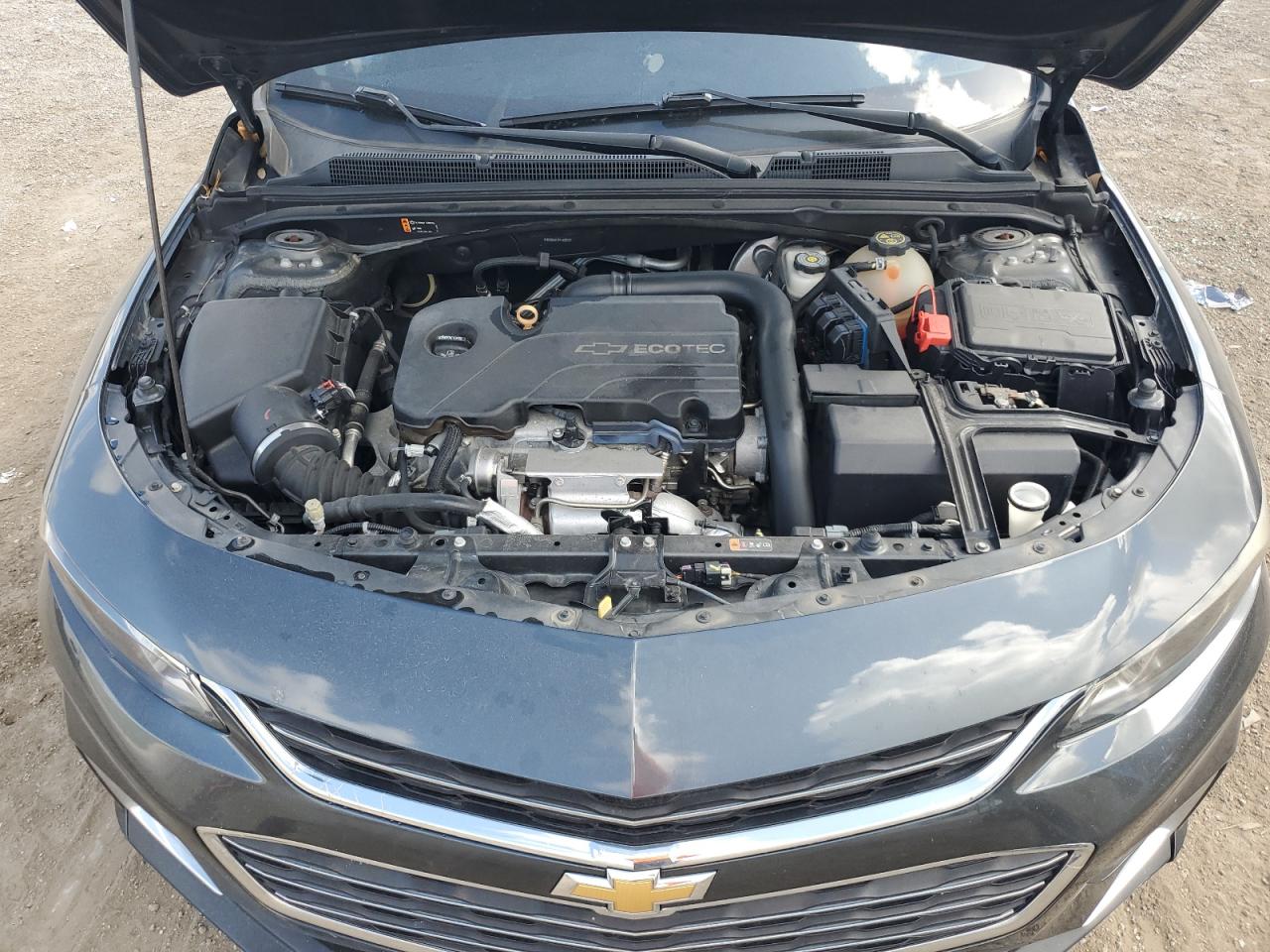 2017 Chevrolet Malibu - Image 11