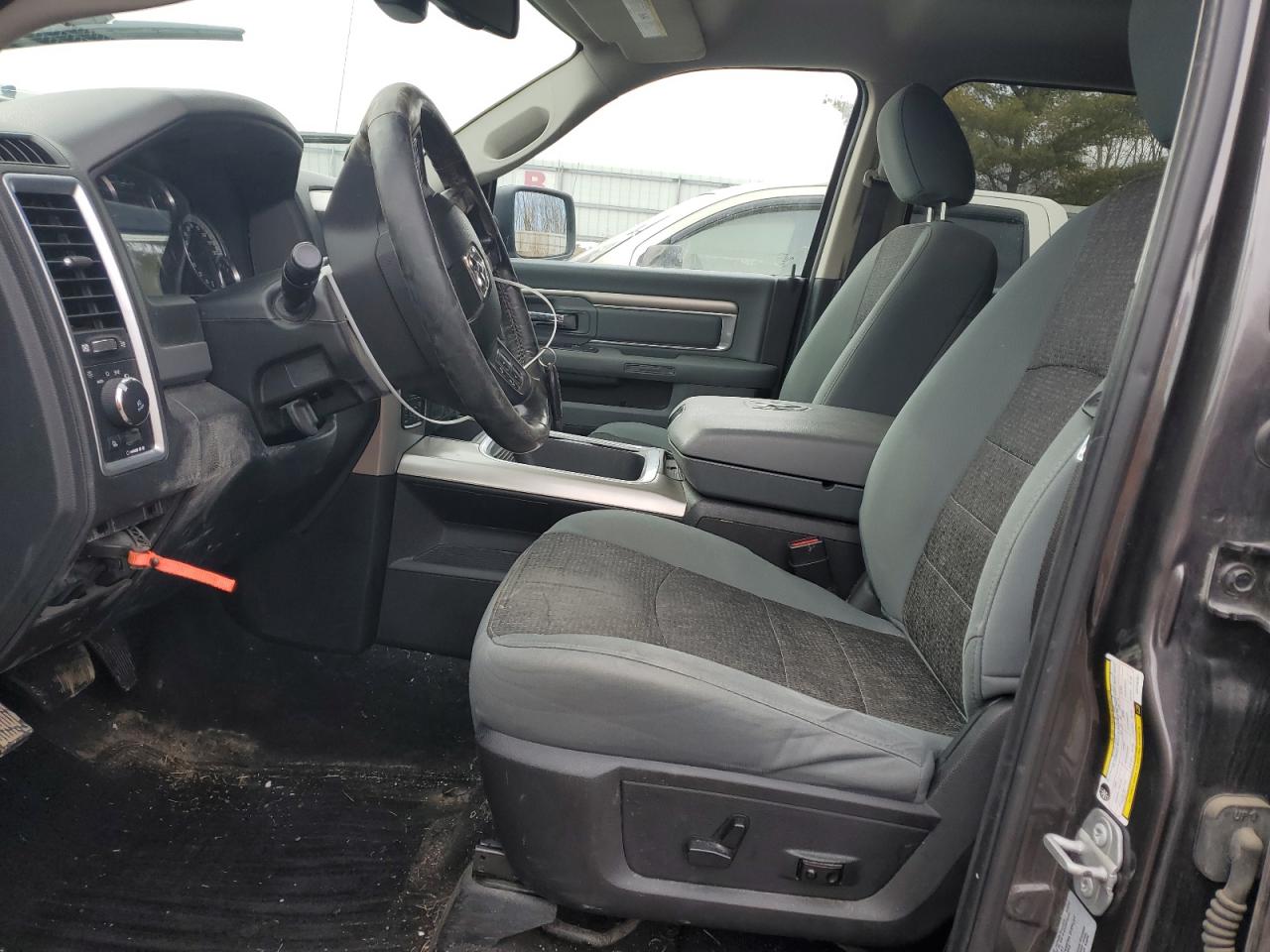 2017 RAM 1500 - Image 7