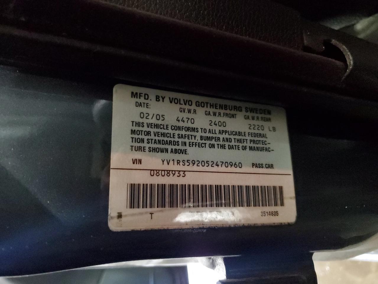2005 Volvo S60 - Image 15