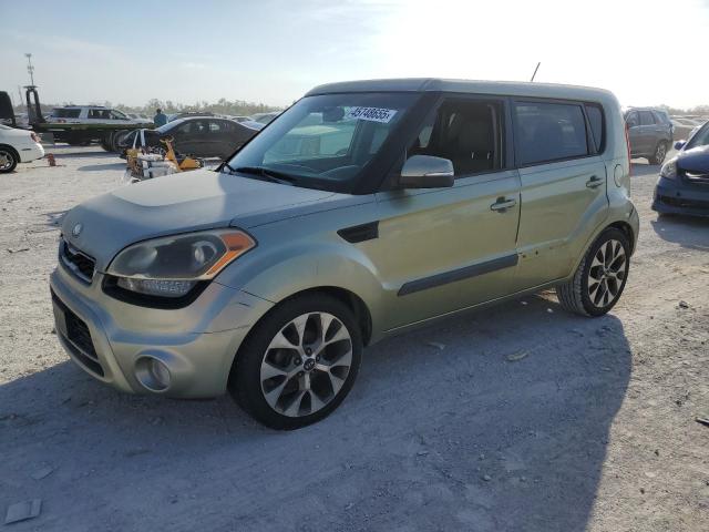 2013 Kia Soul +