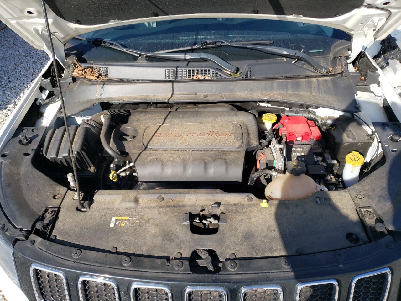 2020 Jeep Compass - Image 12