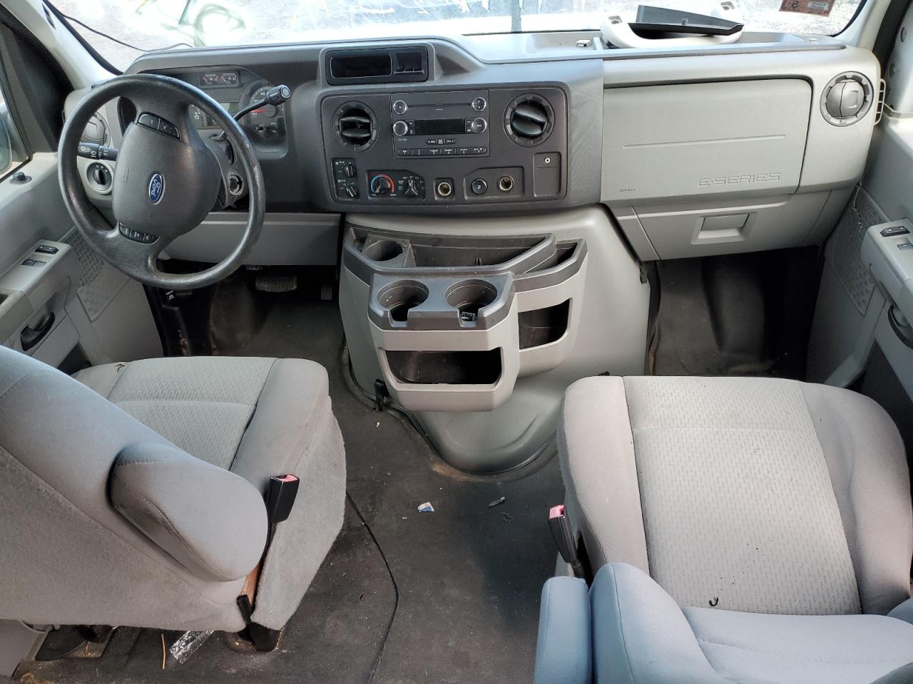 2011 Ford Econoline E350 Super Duty Wagon VIN: 1FBSS3BL6BDA90217 Lot: 43272975
