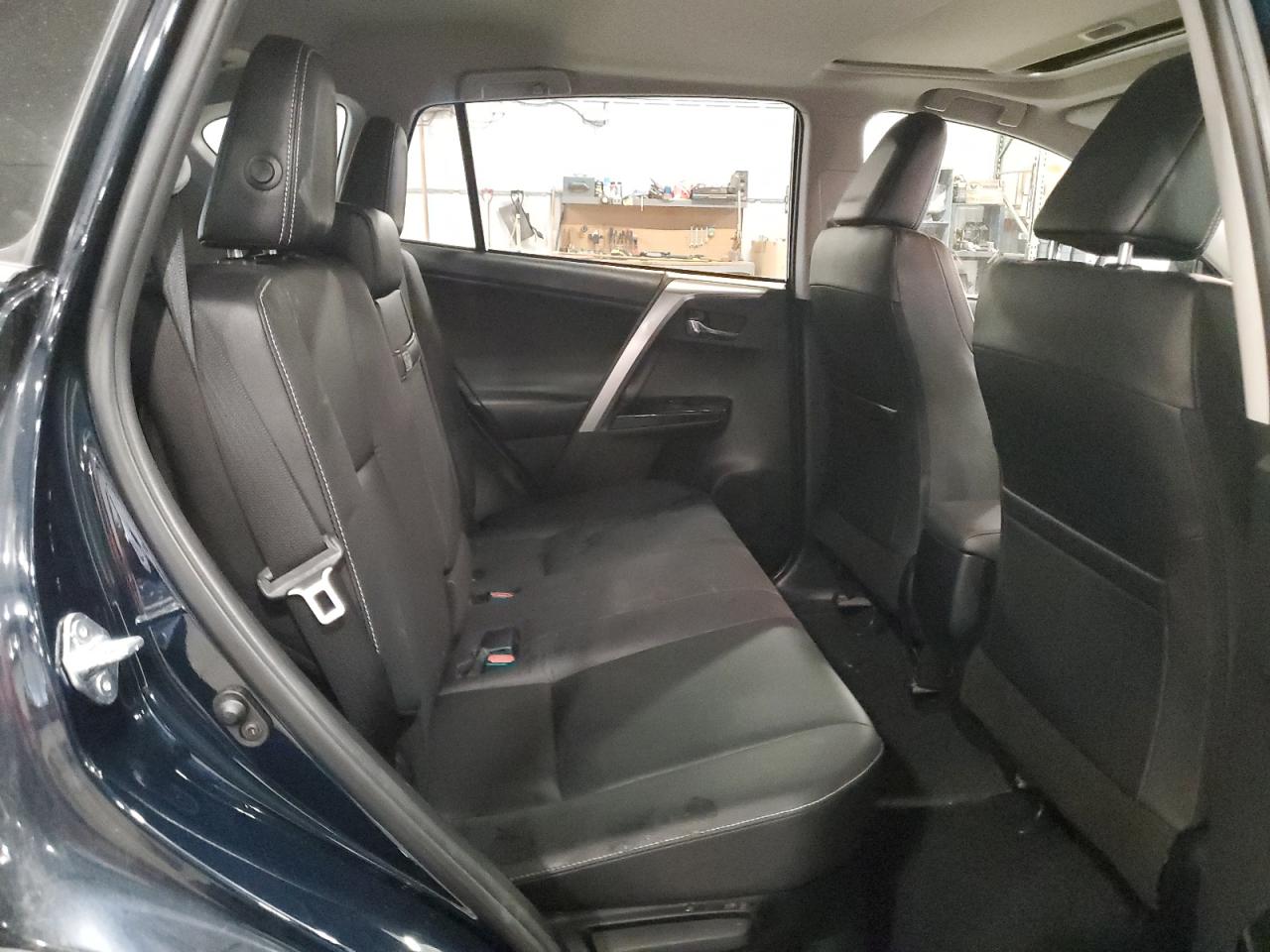 2017 Toyota RAV 4 - Image 11