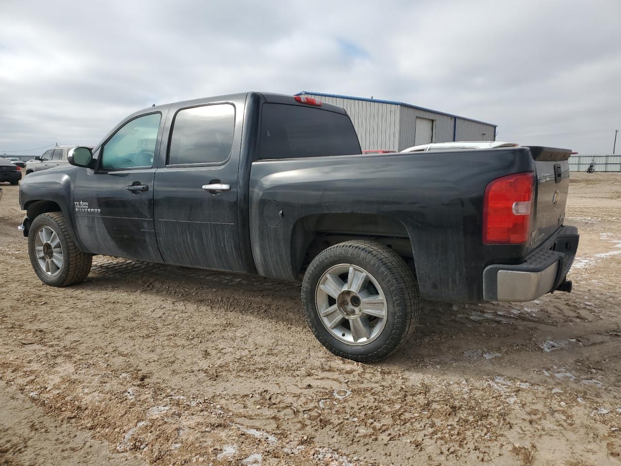 2012 Chevrolet Silverado - Image 2