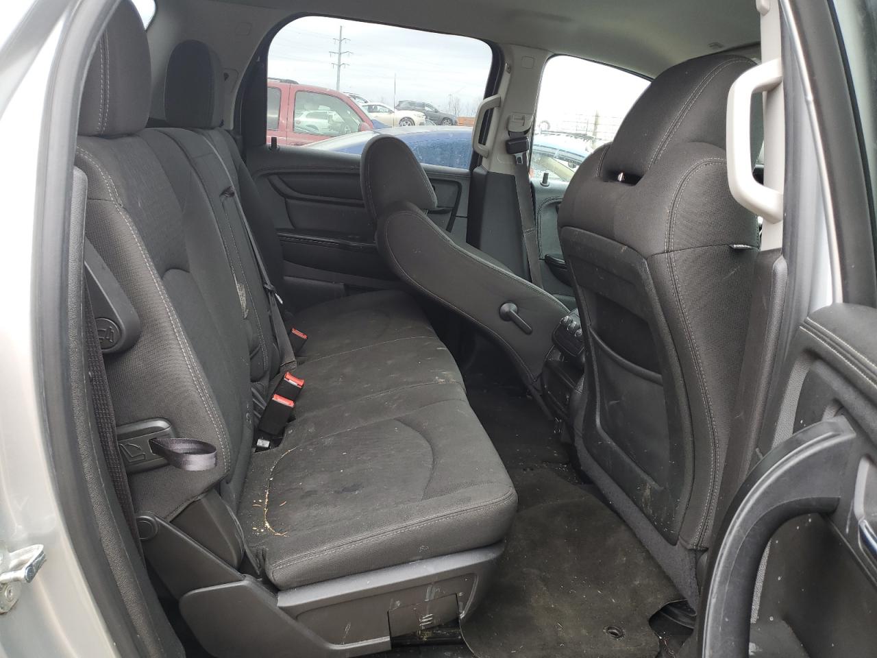 2015 GMC Acadia - Image 11