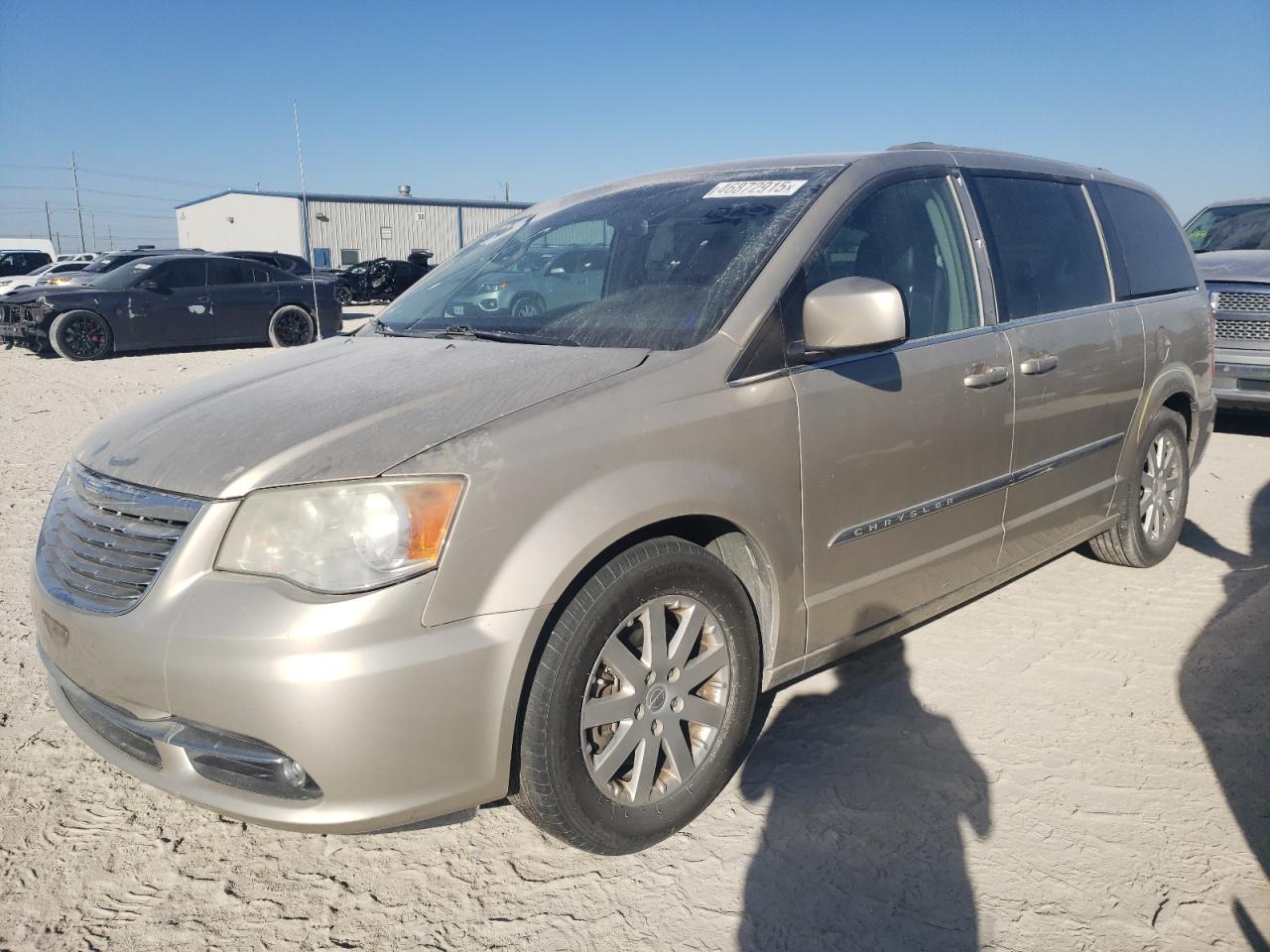 2015 Chrysler Town & Country - Image 1