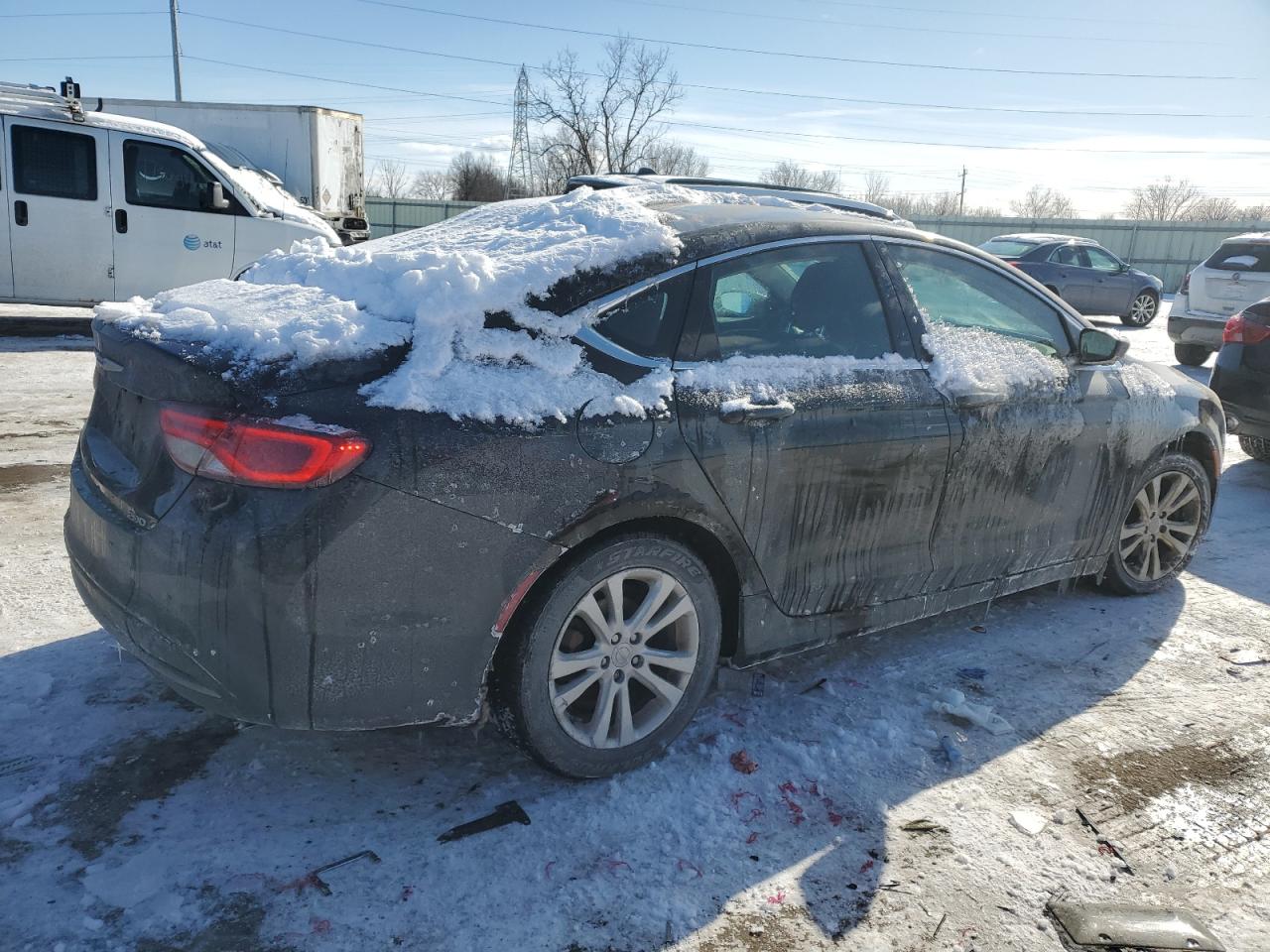 2015 Chrysler 200 - Image 3