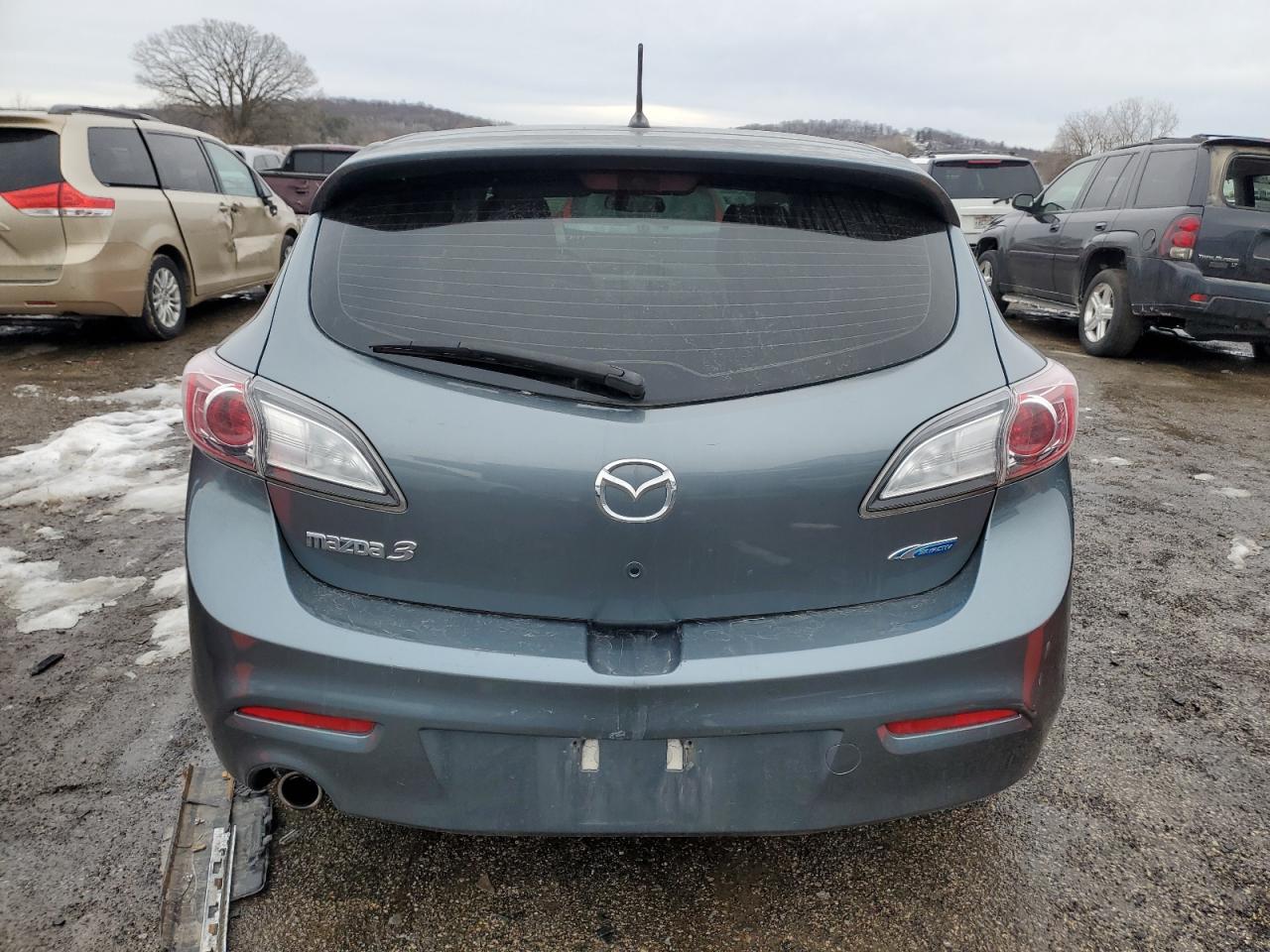 2012 Mazda 3 - Image 6