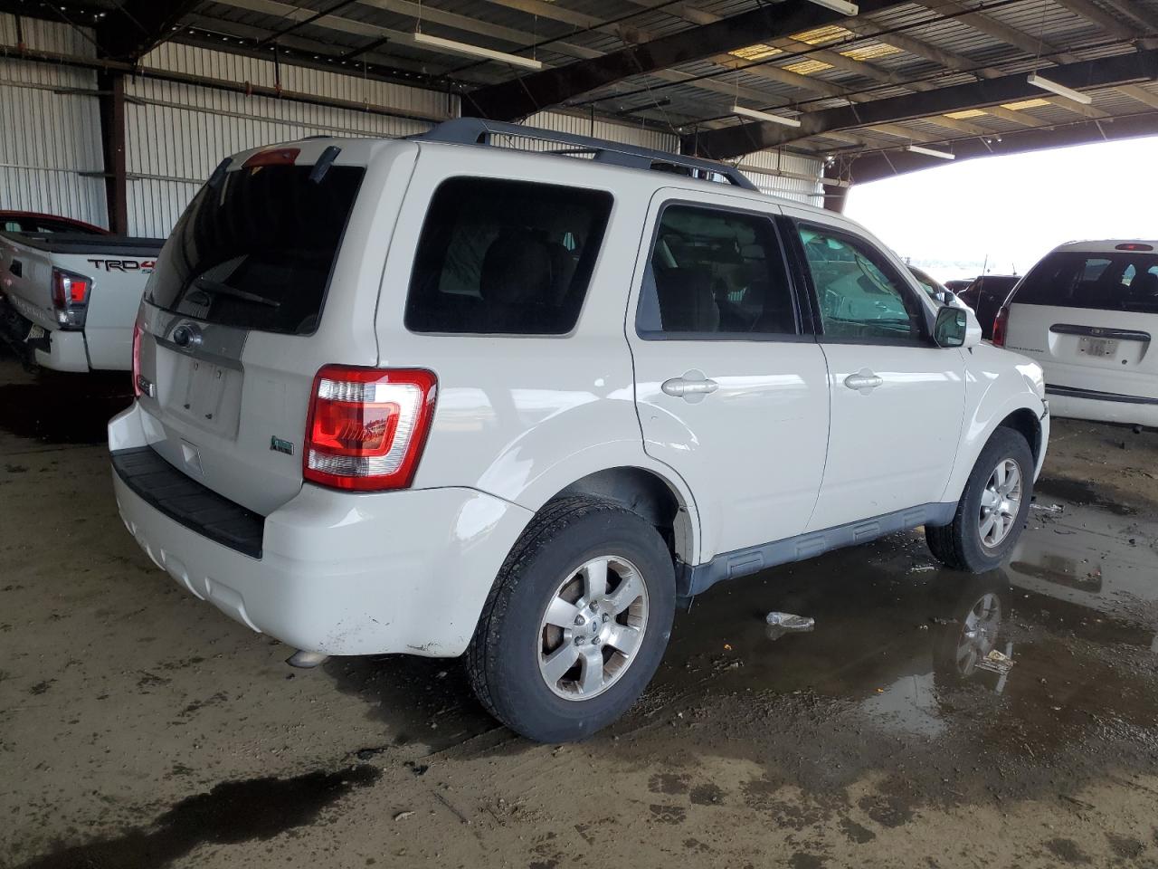2012 Ford Escape - Image 3