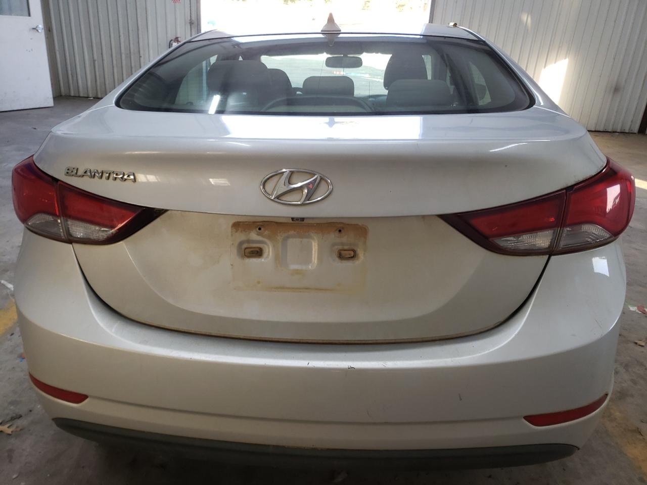 2014 Hyundai Elantra - Image 6