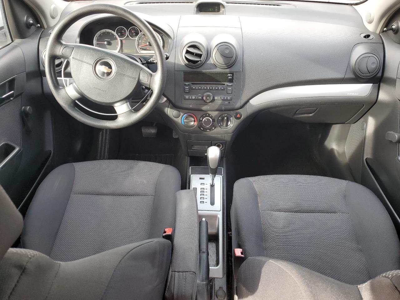 2010 Chevrolet Aveo - Image 8