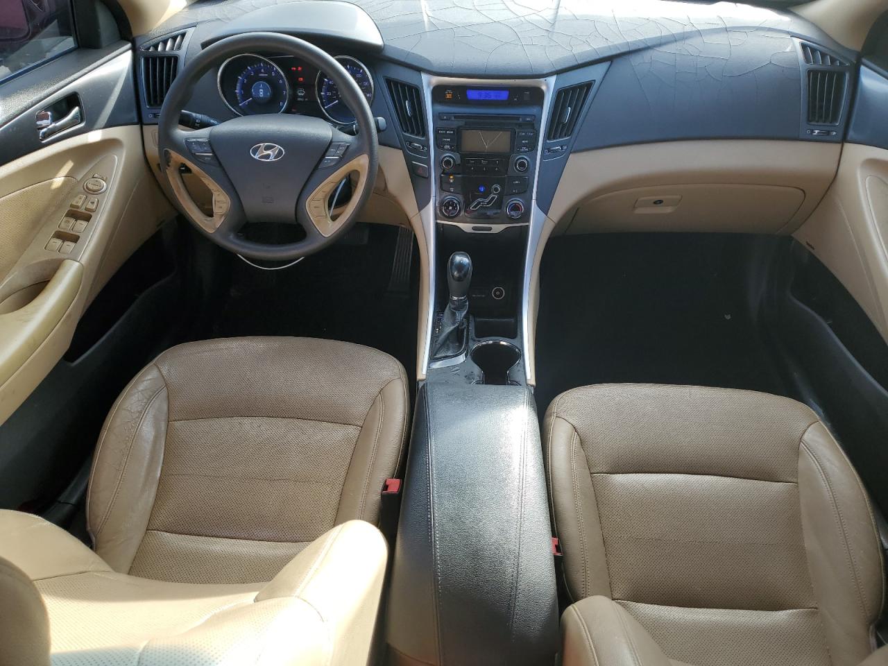 2012 Hyundai Sonata - Image 8