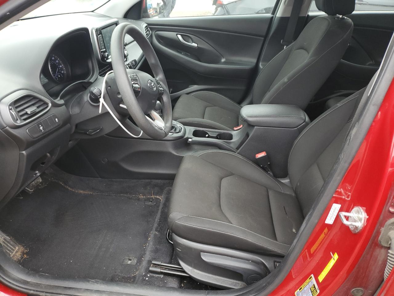 2019 Hyundai Elantra - Image 7