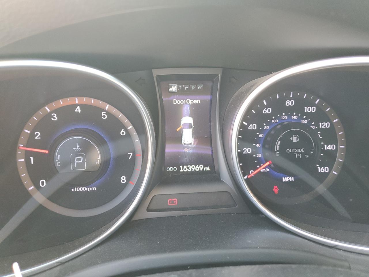 2014 Hyundai Santa Fe - Image 9