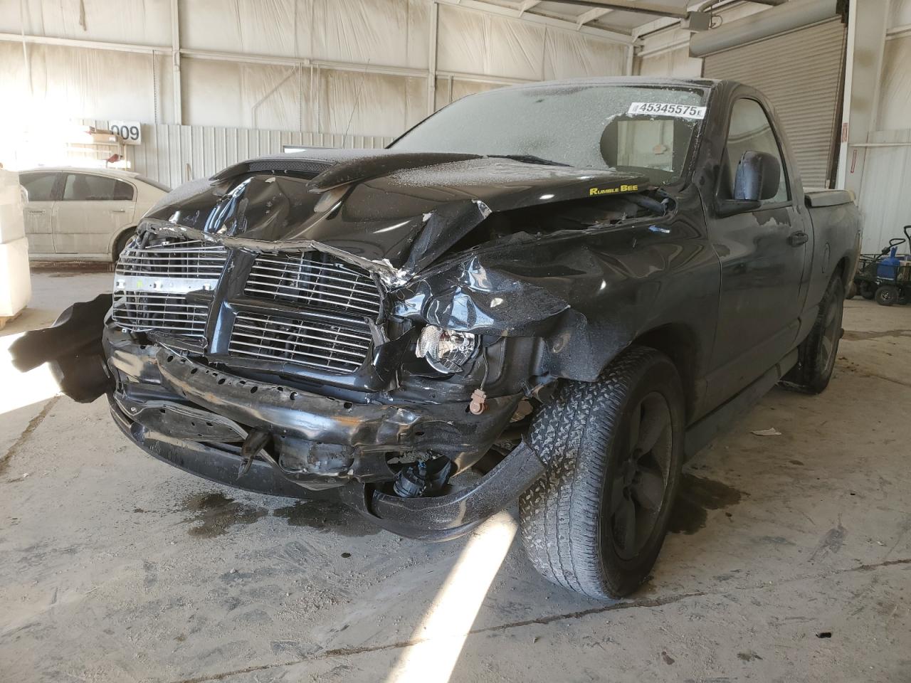 2004 Dodge RAM - Image 1