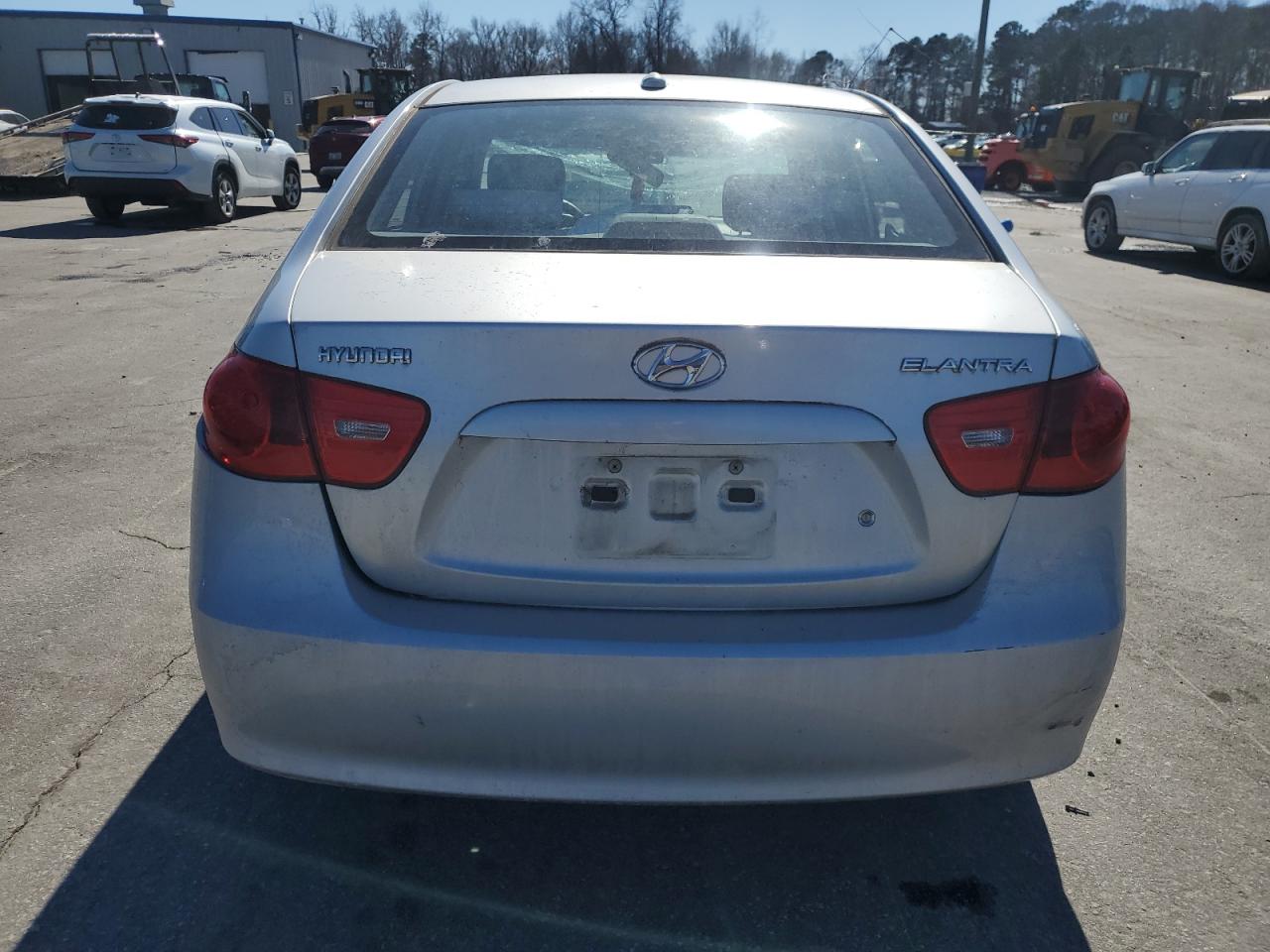 2008 Hyundai Elantra - Image 6
