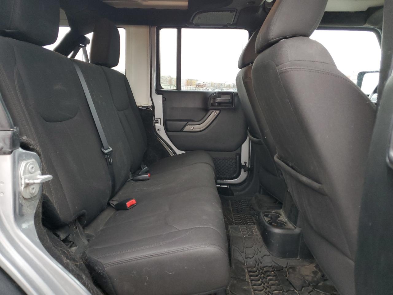 2017 Jeep Wrangler - Image 11