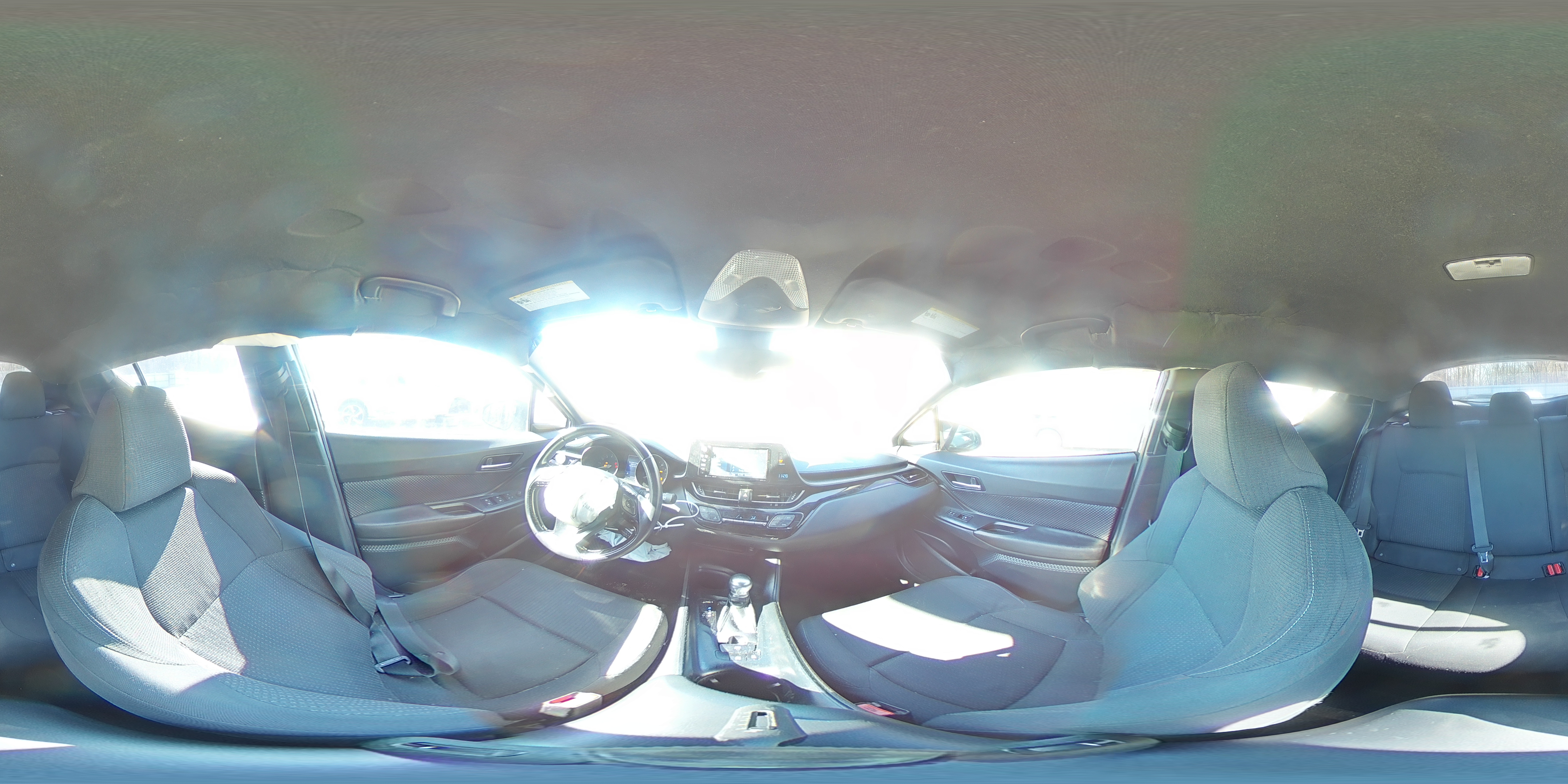 2018 Toyota C-HR - Image 12