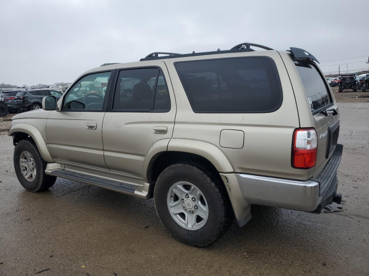 2001 Toyota 4Runner - Image 2