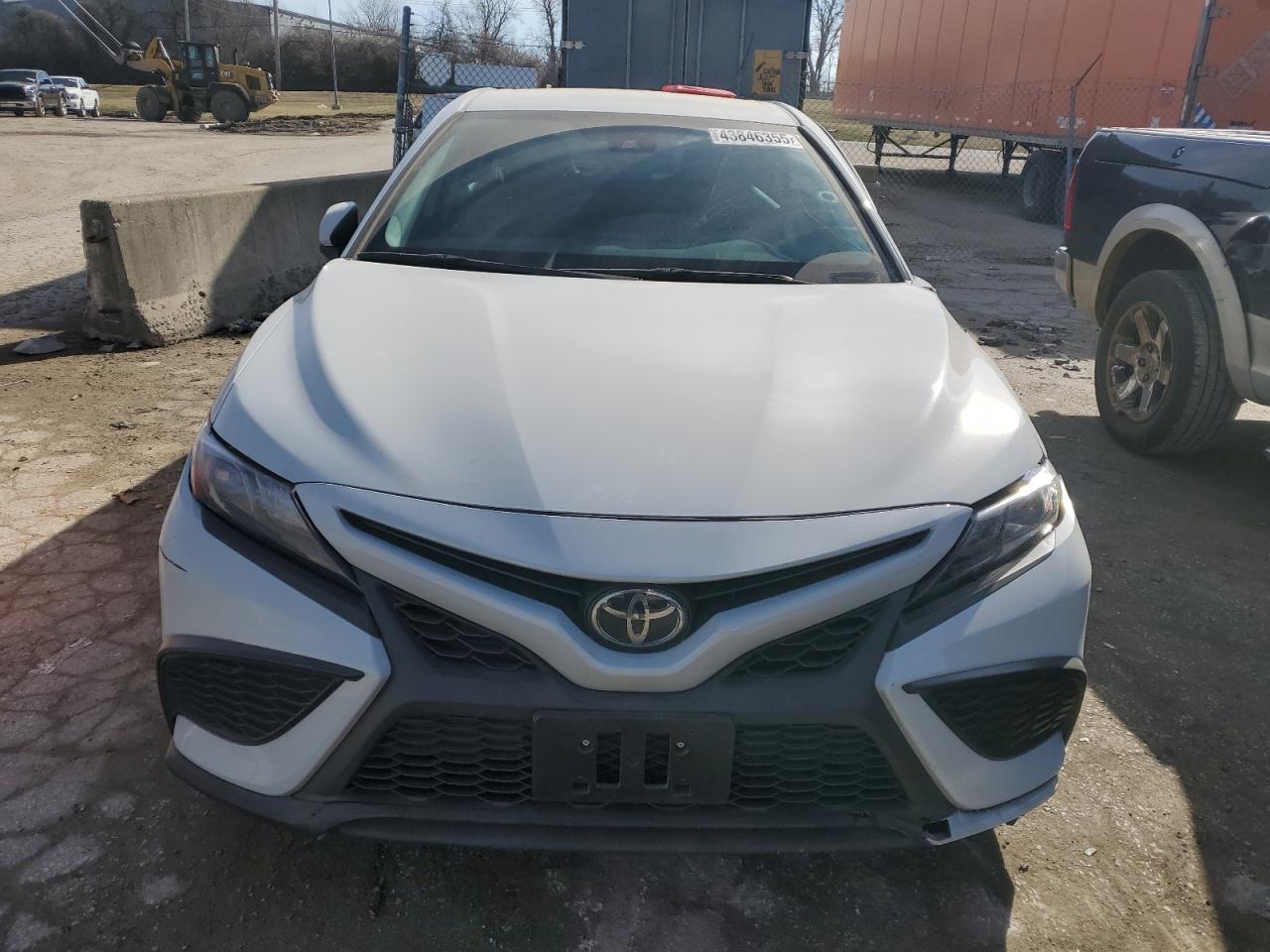 2023 Toyota Camry - Image 5