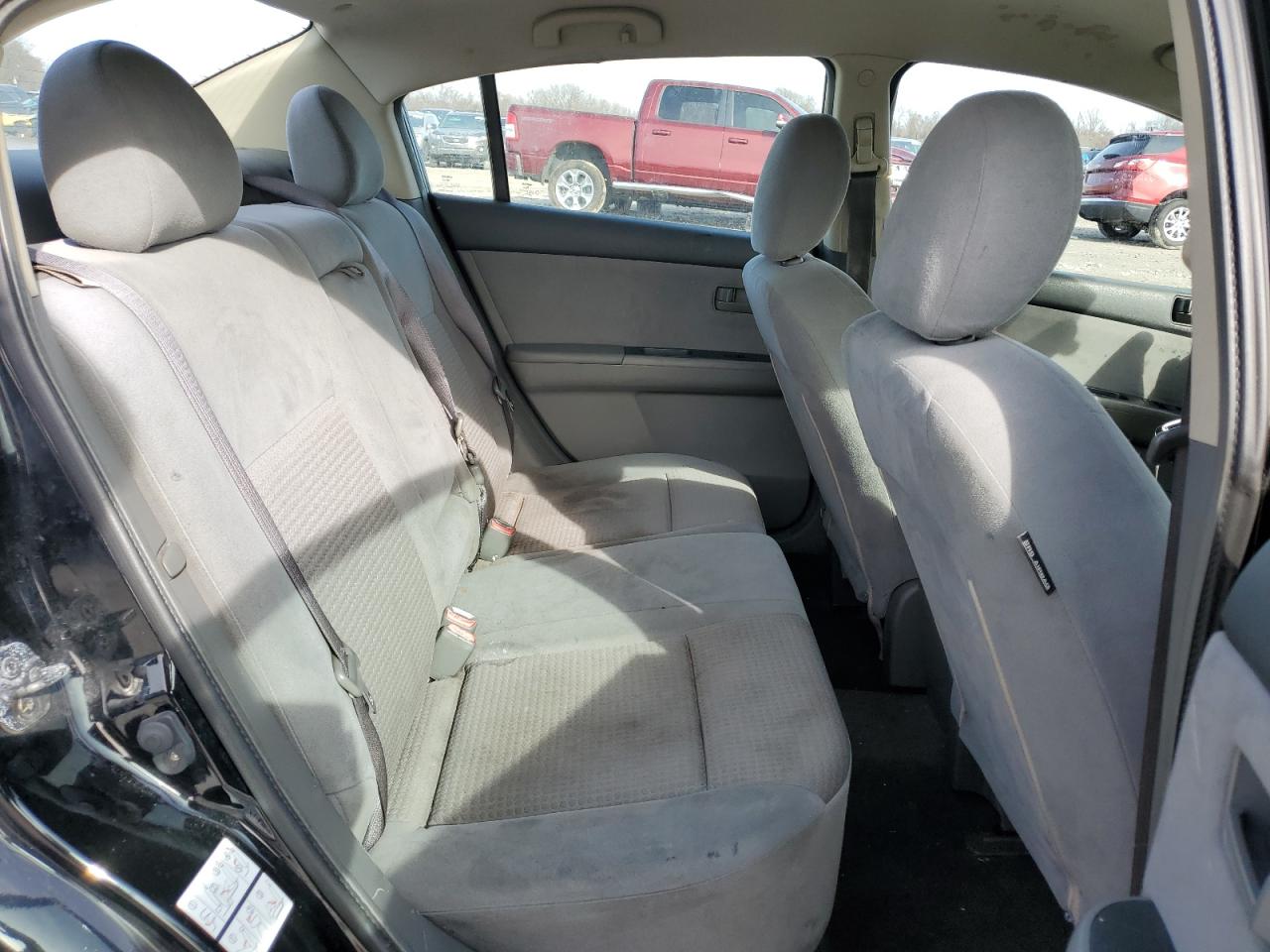 2009 Nissan Sentra - Image 10