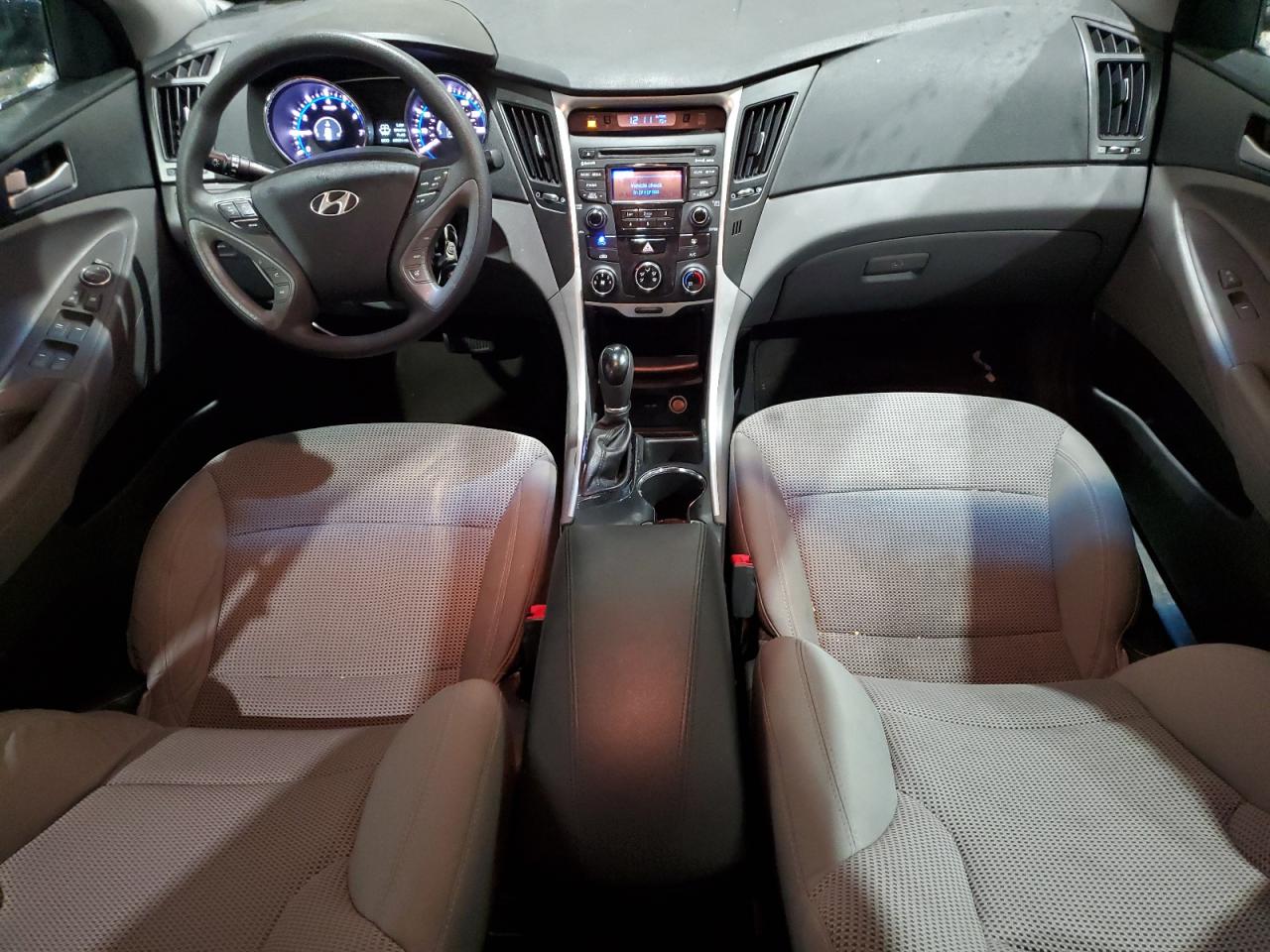 2014 Hyundai Sonata - Image 8