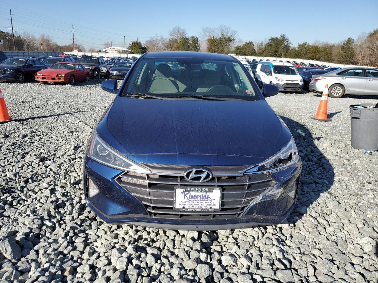 2019 Hyundai Elantra - Image 5