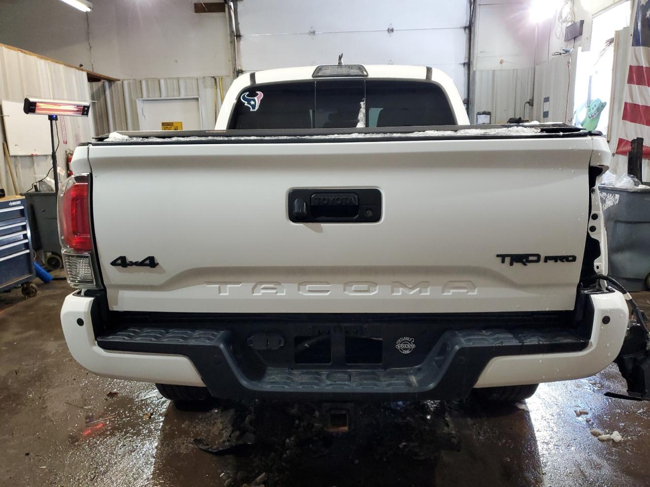 2019 Toyota Tacoma - Image 6