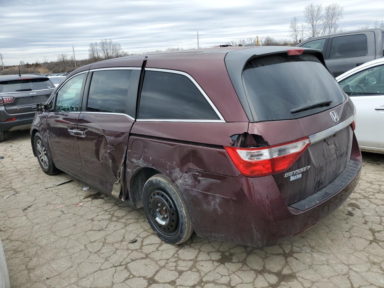 2012 Honda Odyssey - Image 2