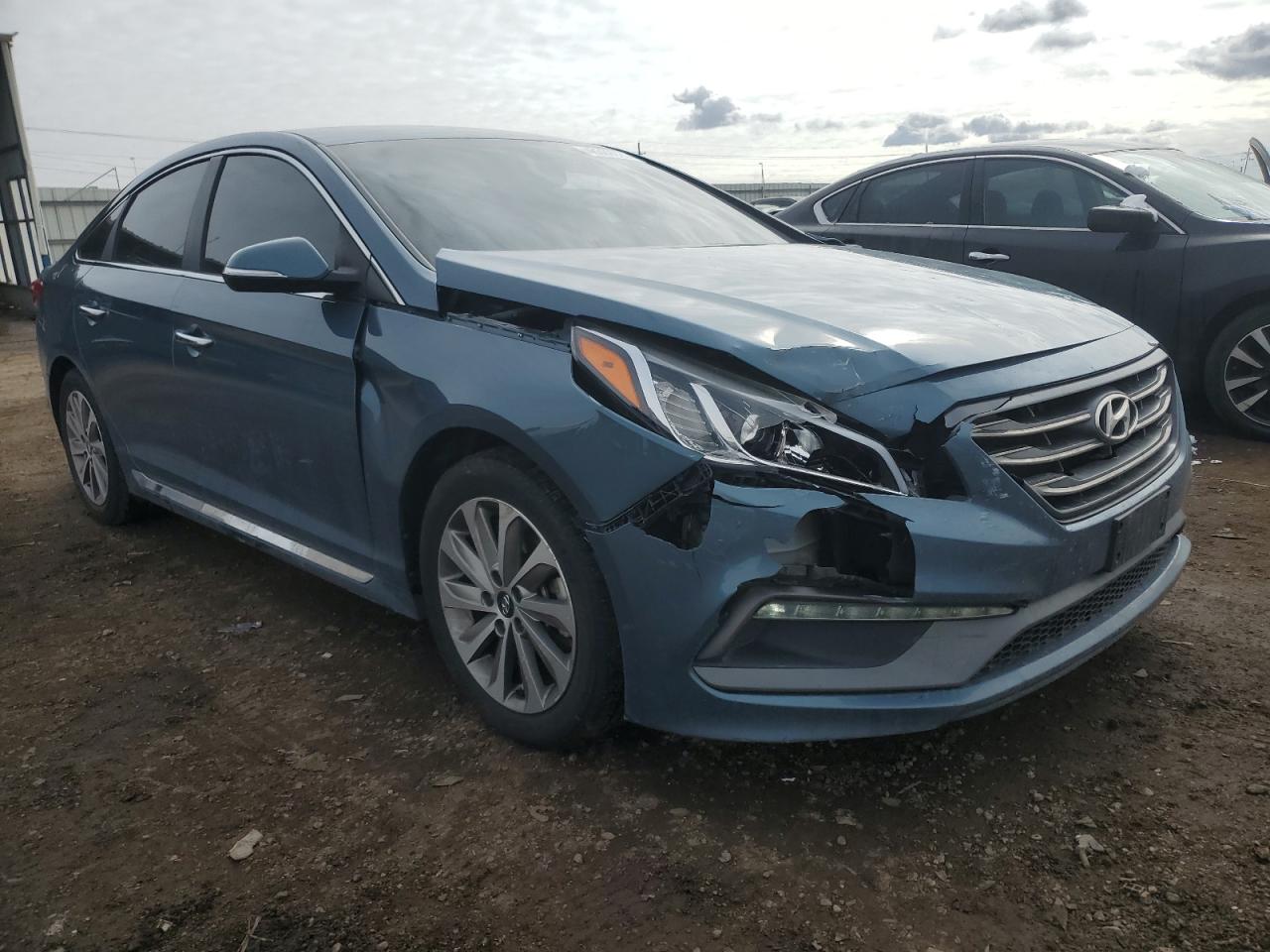 2015 Hyundai Sonata - Image 4