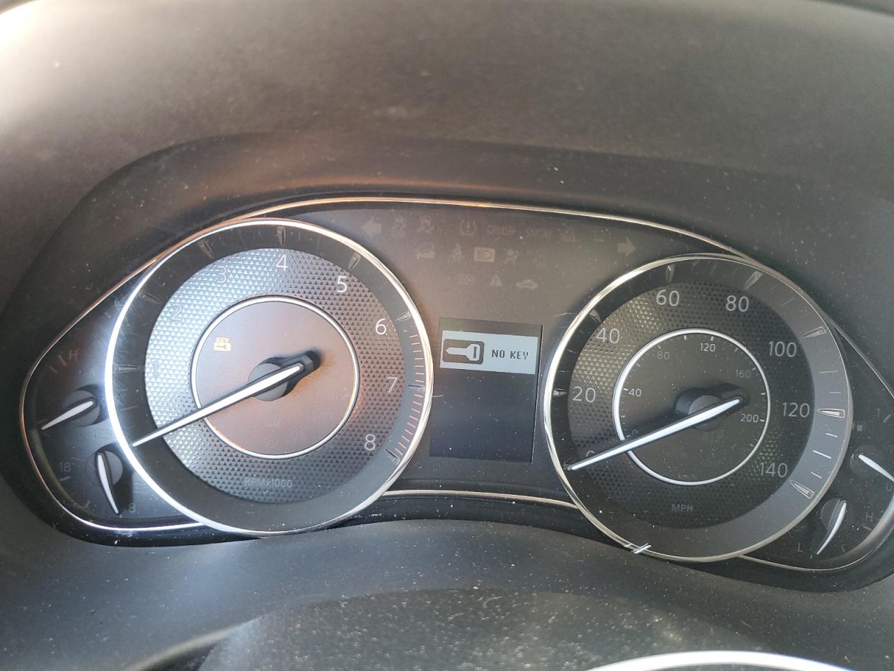 2019 Nissan Armada - Image 9