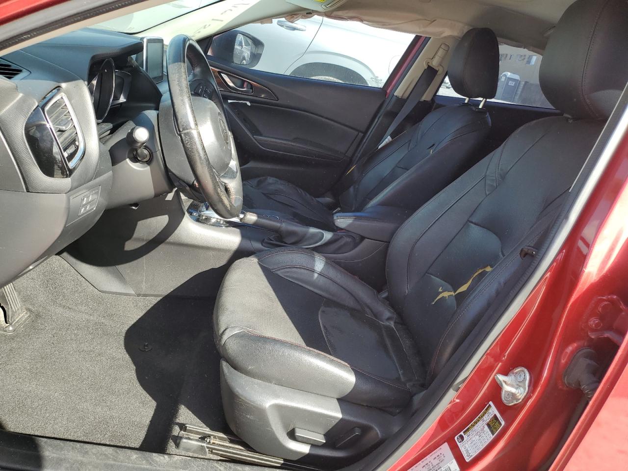 2015 Mazda 3 - Image 7