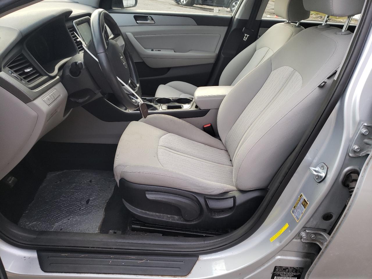 2019 Hyundai Sonata - Image 7