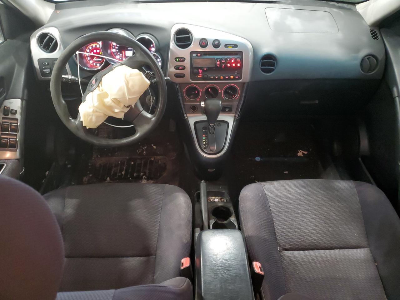 2005 Pontiac Vibe - Image 8