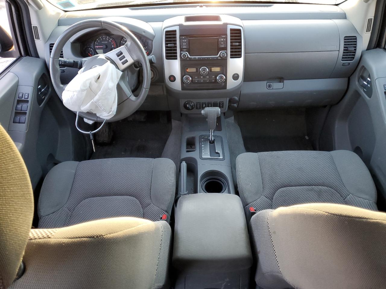 2015 Nissan Navara (Frontier) - Image 8