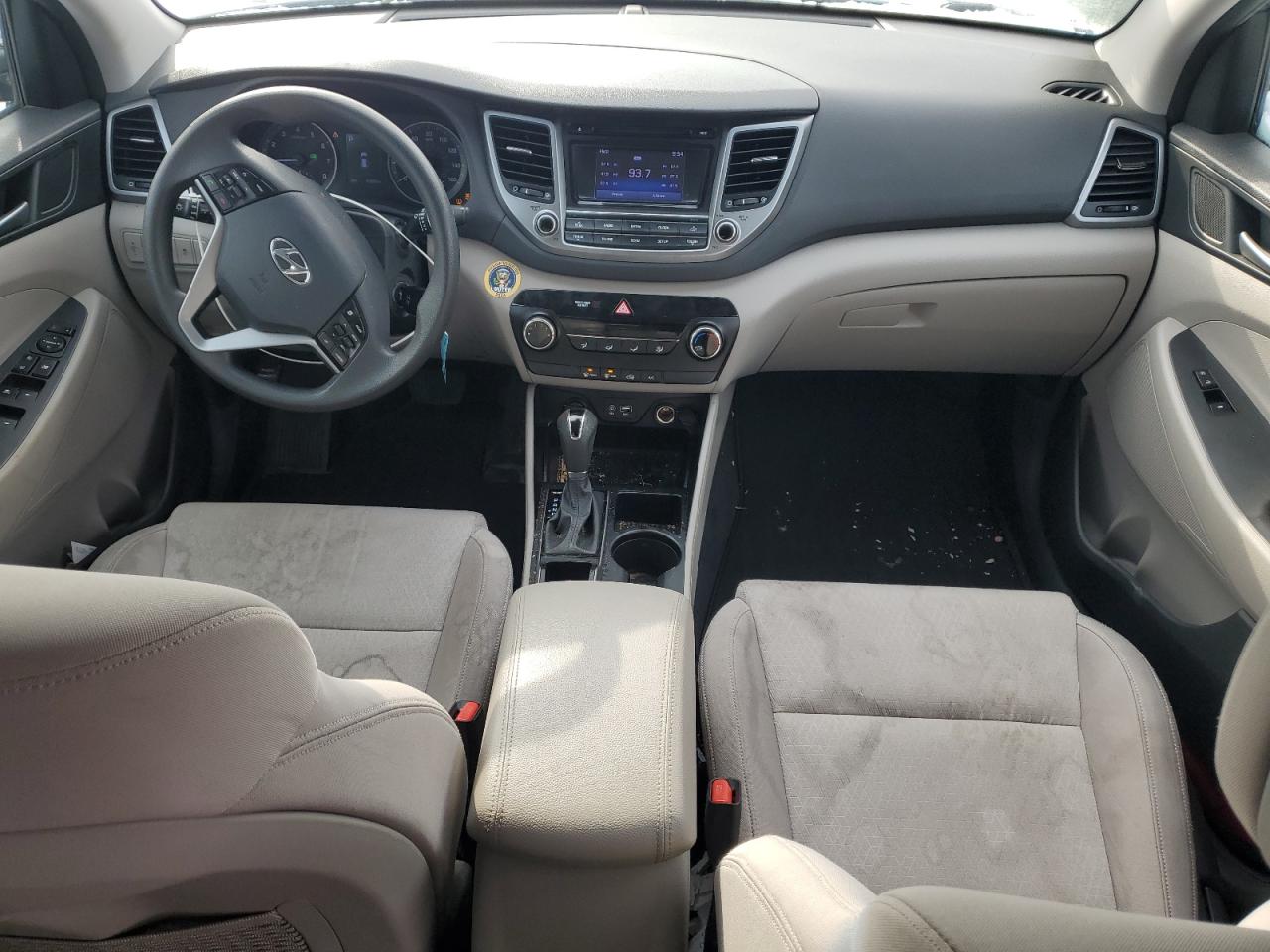 2016 Hyundai Tucson - Image 8