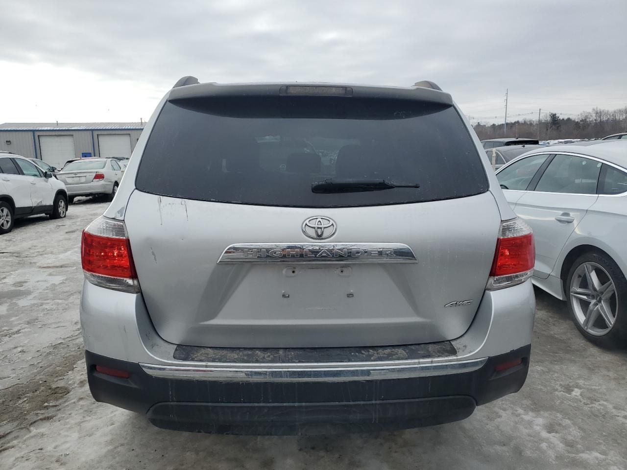 2013 Toyota Highlander - Image 6