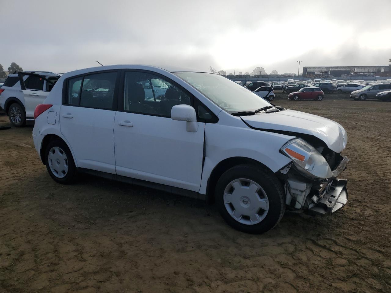 2010 Nissan Versa - Image 4