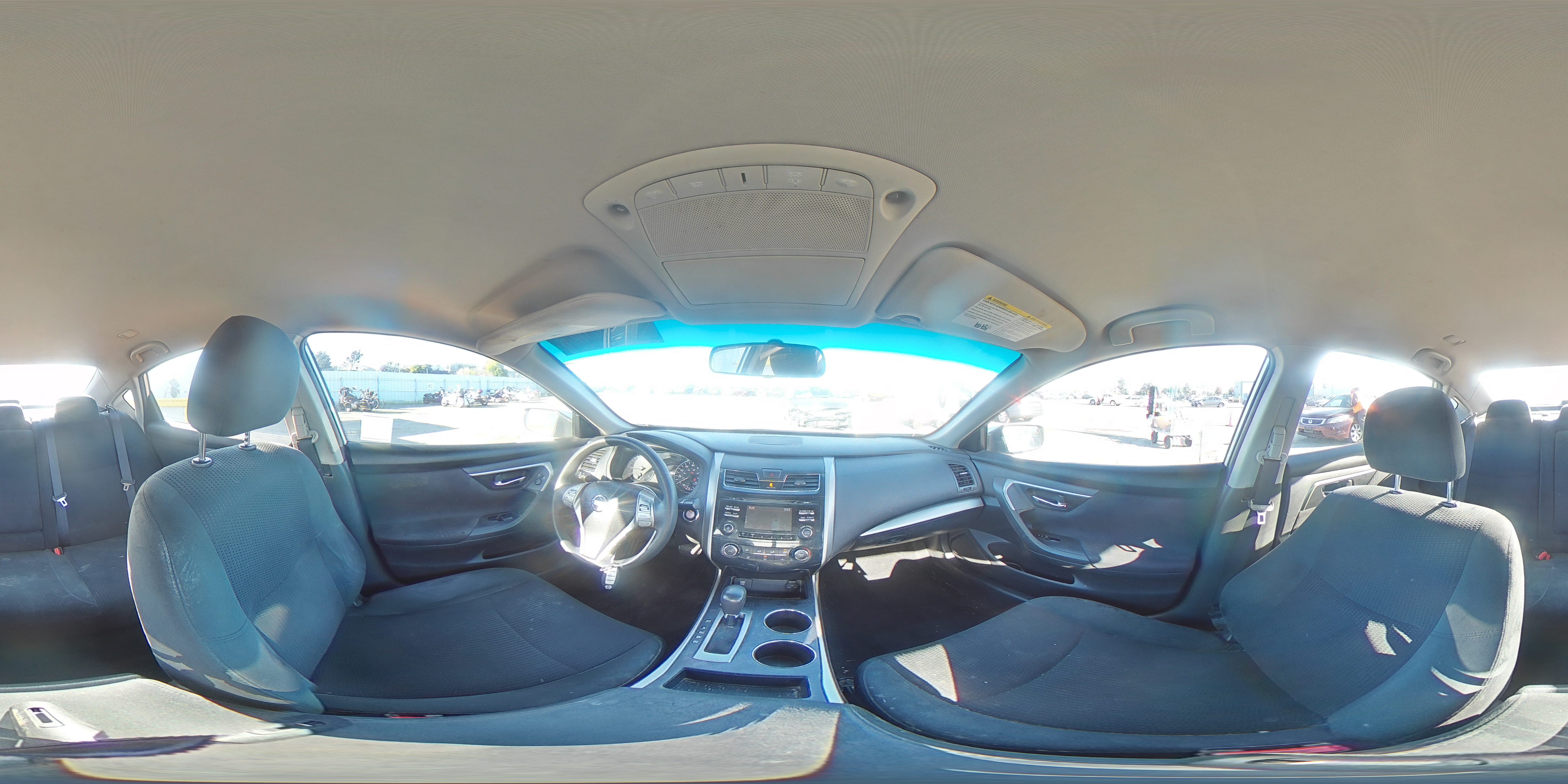 2015 Nissan Altima - Image 13