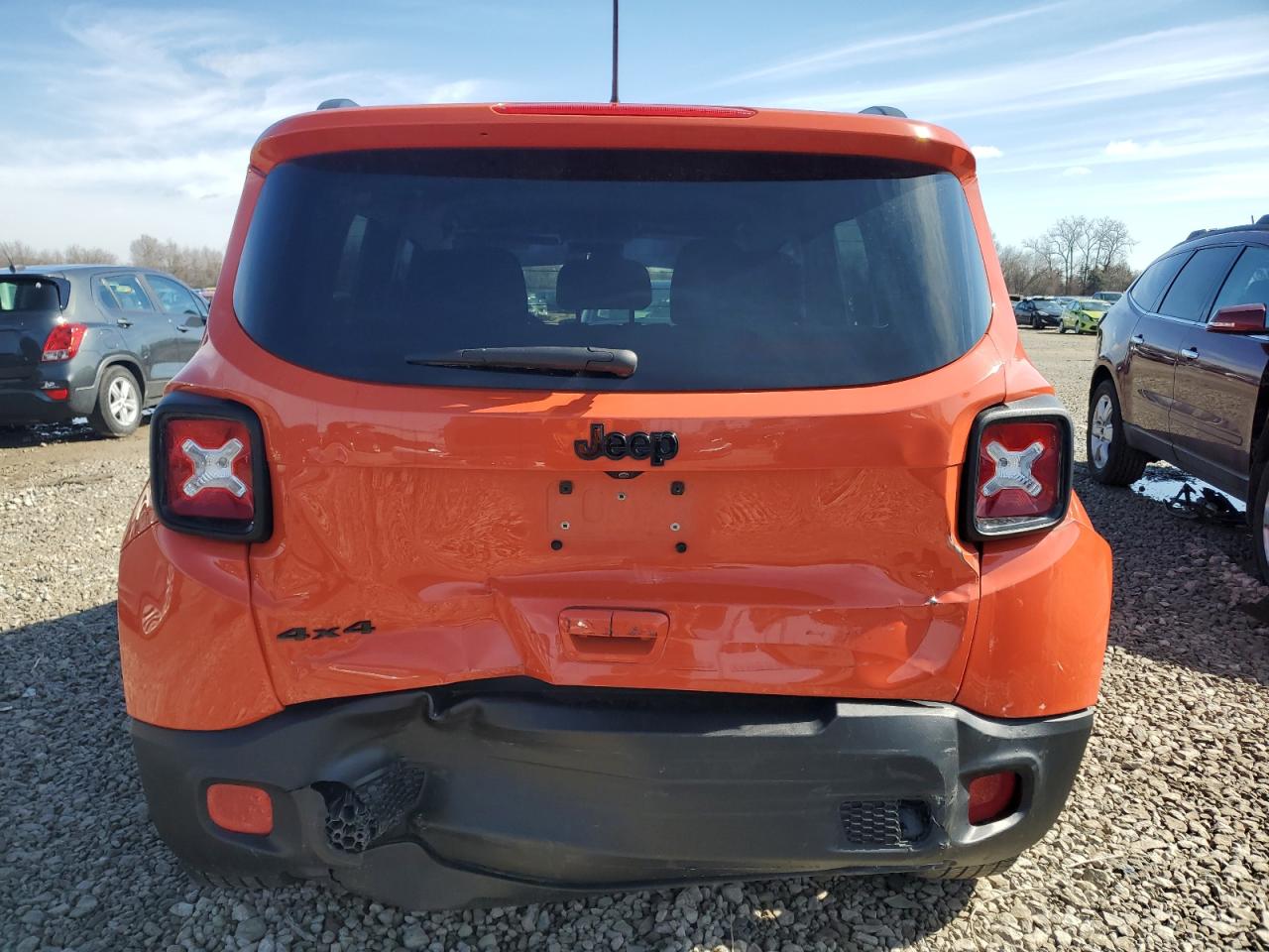 2018 Jeep Renegade - Image 6