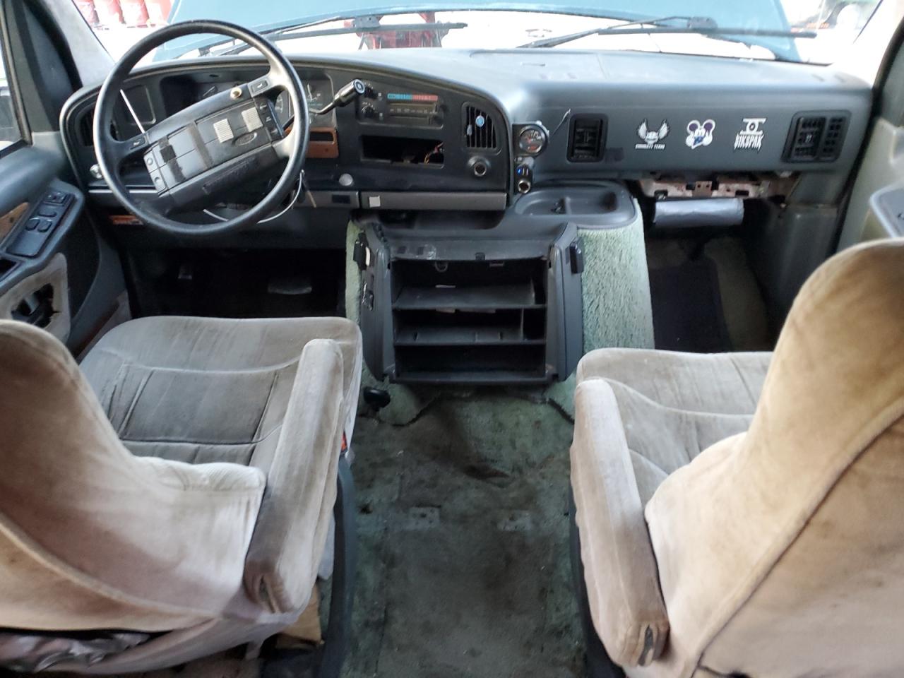 1994 Ford Econoline - Image 8